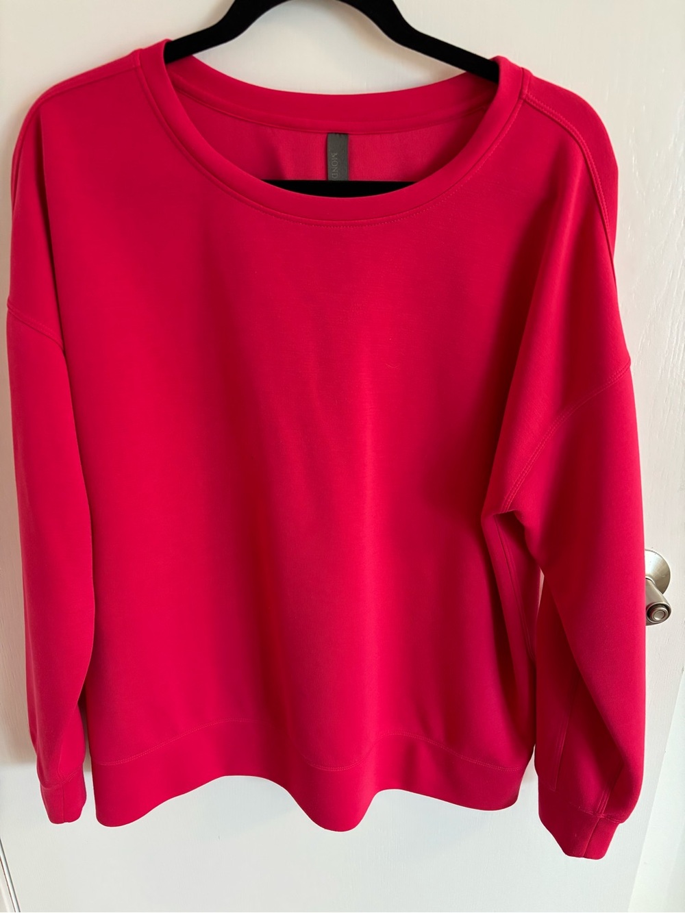 Mondetta Vibrant Pink Scoopneck Crew Sweater & Shorts